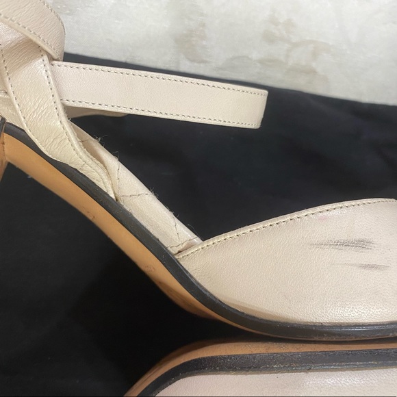 🆕 Chanel two tone strappy heels 💃 - Picture 4 of 9